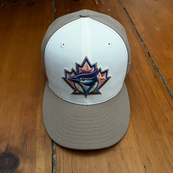Toronto Bluejays New Era 7 1/2 Fitted Hat, 25th Anniversary Side Patch Violet UV - Picture 6 of 8